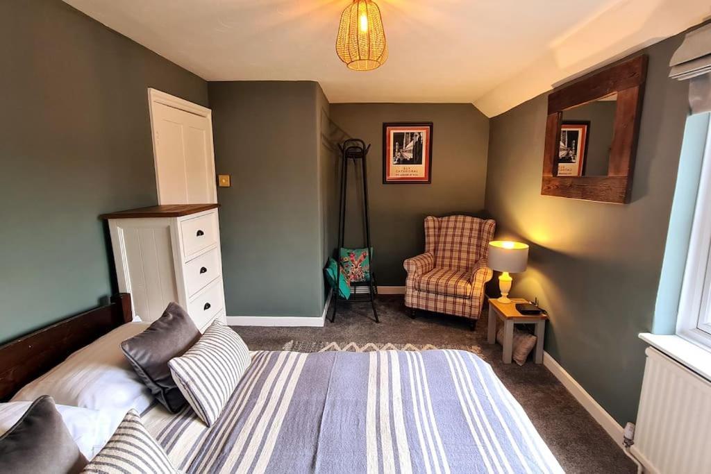 Gorgeous Two Bedroom House In Ely Esterno foto