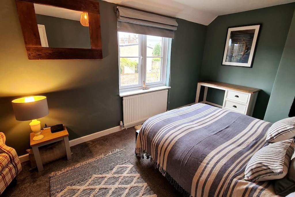 Gorgeous Two Bedroom House In Ely Esterno foto
